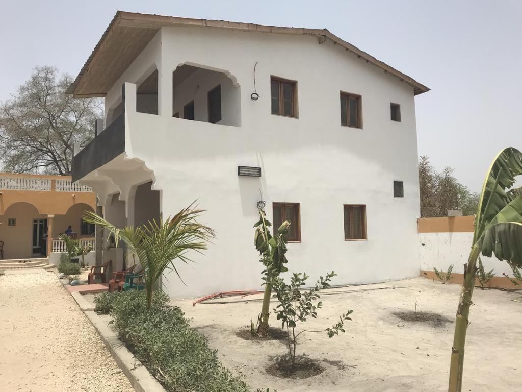 Auberge La Praline Toubakouta Buitenkant foto